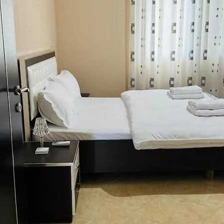 アパート Gjoli View 2br With Stunning Views Polisi i Vogel