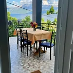 Gjoli View 2br With Stunning Views